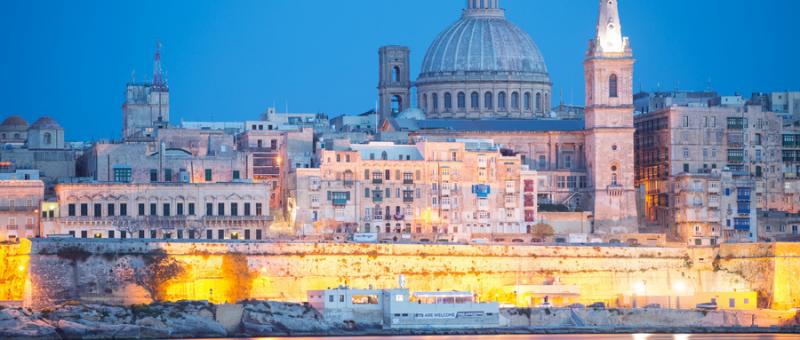 摄图网_501458807_wx_马耳他黄昏时瓦莱塔天际线（企业商用） (2)