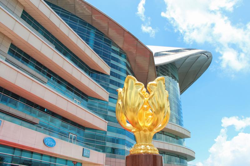 摄图网_500998702_banner_香港紫荆广场（企业商用）